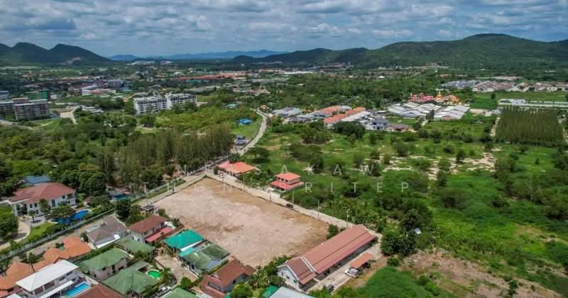 3-BR House, Prachuap Khiri Khan, Nong Kae, Hua Hin, Prachuap Khiri Khan, 3 Bedrooms, 250 sqm, Single Detached House For Sale, by Netsakaw Thongsritep, 500287769 - DDproperty.com