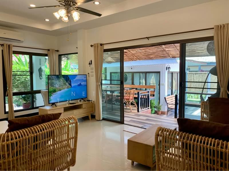 3-BR House, Prachuap Khiri Khan, Nong Kae, Hua Hin, Prachuap Khiri Khan, 3 Bedrooms, 200 sqm, Single Detached House For Sale, by Netsakaw Thongsritep, 500287774 - DDproperty.com