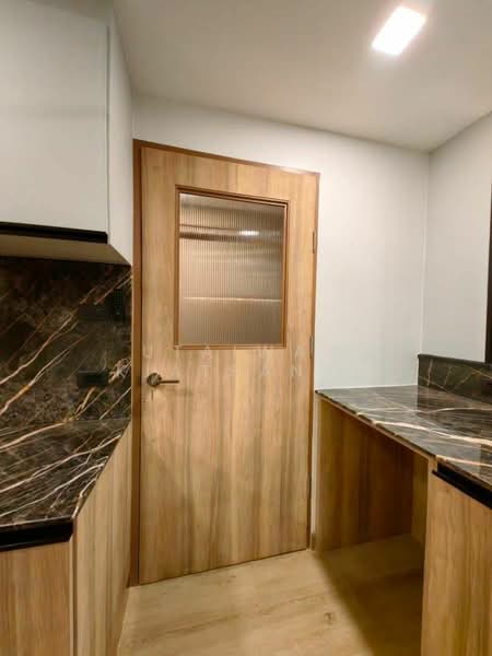 Somkid Gardens, Bangkok, Ploenchit, Lumphini, Pathum Wan, Bangkok, 3 Bedrooms, 300 sqm, Condo For Sale, by Utaiwan Kiatpanya, 500287812 - DDproperty.com
