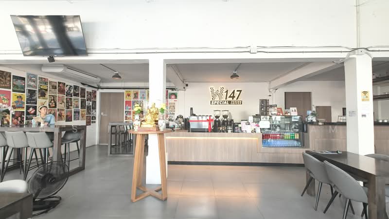 For Sale - "เซ้งด่วน! ร้านอาหารทำเลทอง พหลโยธิน 18/1 หน้ากว้าง 20 เมตร พื้นที่ 250 ตร.ม. อุปกรณ์ครบพร้อมเปิดร้า, Bangkok