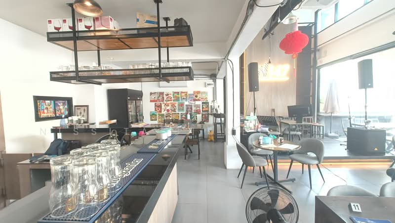 For Sale - "เซ้งด่วน! ร้านอาหารทำเลทอง พหลโยธิน 18/1 หน้ากว้าง 20 เมตร พื้นที่ 250 ตร.ม. อุปกรณ์ครบพร้อมเปิดร้า, Bangkok