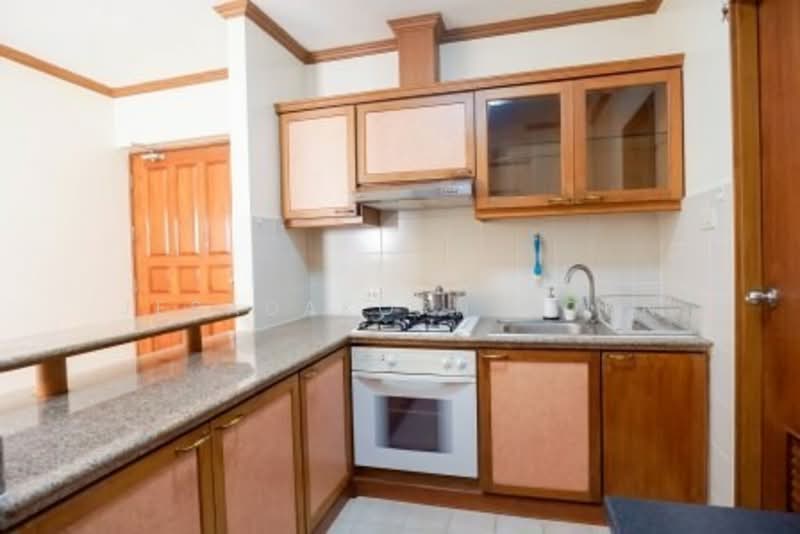 Liberty Park 2, Bangkok, 55 Soi Sukhumvit 11, Khlongtoei Nua, Watthana, Bangkok, 2 Bedrooms, 123 sqm, Condo For Sale, by Jesadakorn Cohn, 500287835 - DDproperty.com