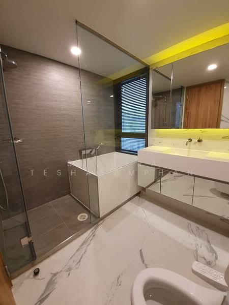 Siamese Exclusive Sukhumvit 31, Bangkok, 75 Soi Sukhumvit 31, Khlong Tan Nua, Watthana, Bangkok, 3 Bedrooms, 140 sqm, Condo For Rent, by Suchira Teshasamphan, 500287851 - DDproperty.com