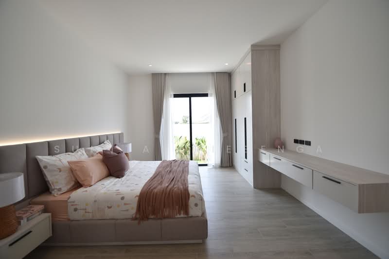 Premium Private Estate in Hua Hin – Fully Furnished Luxury Villa with Guest House, Prachuap Khiri Khan, Wang-Pong, Pran Buri, Prachuap Khiri Khan, 5 Bedrooms, 580 sqm, Villa For Sale, by Sumita Vriesenga, 500287872 - DDproperty.com