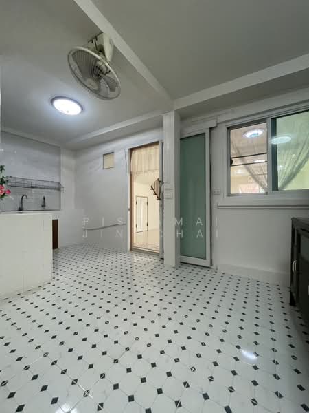 Pruksa 28/1, Samut Prakan, Praksa Road, Phreak Sa Mai, Muang Samut Prakarn, Samut Prakan, 4 Bedrooms, 156 sqm, Townhouse For Sale, by Pissamai Jinachai, 500287878 - DDproperty.com