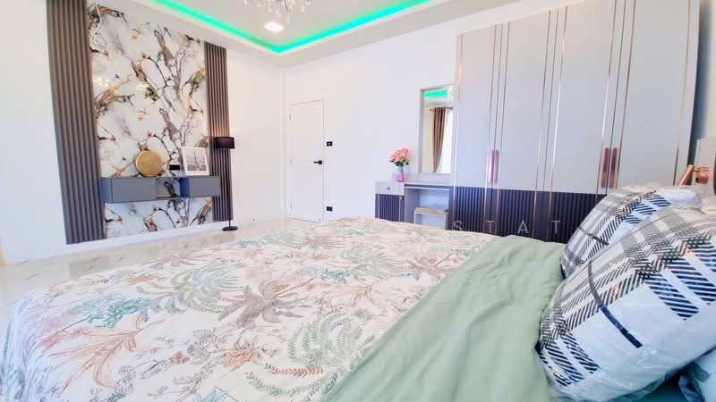 Saeng Supha Village 1, Chon Buri (Pattaya), Bang Lamung, Bang Lamung (Pattaya), Chon Buri (Pattaya), 3 Bedrooms, 180 sqm, Townhouse For Sale, by HOME Real Estate Service, 500287889 - DDproperty.com