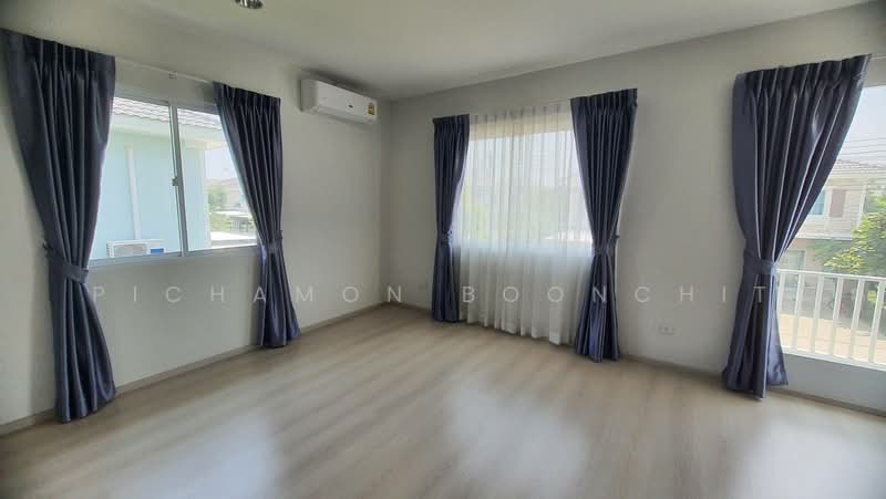 For Sale - 3-BR House, Bangkok