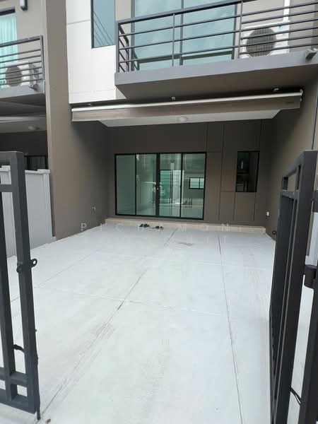 Baan Klang Muang Ramintra : บ้านกลางเมือง รามอินทรา, กรุงเทพ, ซอยกาญจนาภิเษก 6/1, ท่าแร้ง, บางเขน, กรุงเทพ, 145 ตร.ม., ทาวน์เฮ้าส์ ขาย, โดย Pichamon Boonchit, 500287992 - DDproperty.com
