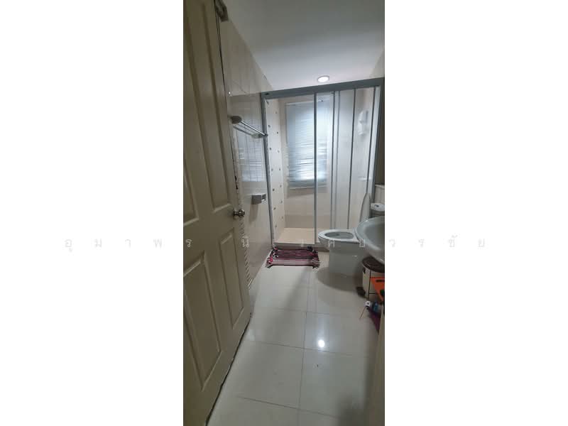 หมู่บ้านกลางเมือง เออบาเนี่ยน ลาดพร้าว71, กรุงเทพ, ลาดพร้าว, ลาดพร้าว, กรุงเทพ, 186 ตร.ม., ทาวน์เฮ้าส์ ให้เช่า, โดย อุมาพร นิเวศบวรชัย, 500288015 - DDproperty.com