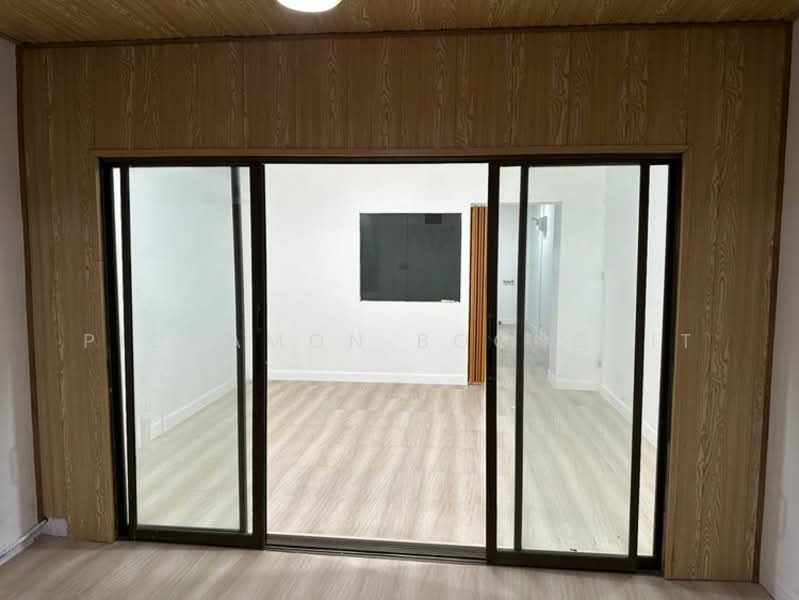 undefined, Bangkok, Nawamin, Bueng Kum, Bangkok, 2 Bedrooms, 17 sqm, Townhouse For Sale, by Pichamon Boonchit, 500288038 - DDproperty.com