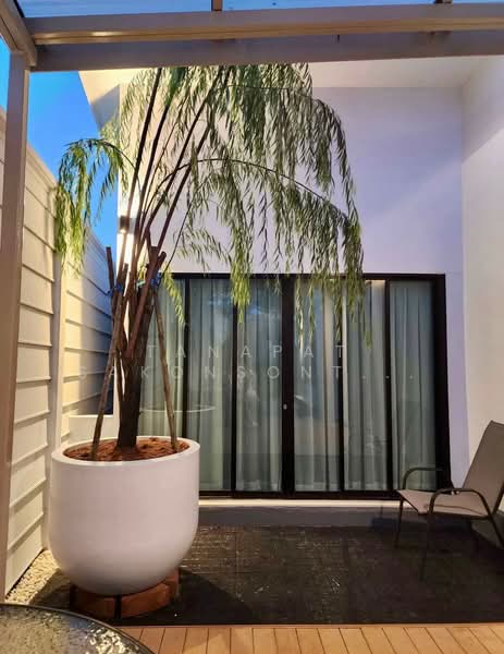 Areeya Mandarina Sukhumvit 77, Bangkok, Sukhumvit 77 Road (On Nut), Suan Luang, Suan Luang, Bangkok, 4 Bedrooms, 380 sqm, Townhouse For Rent, by Tanapat Sakonsontised, 500288064 - DDproperty.com