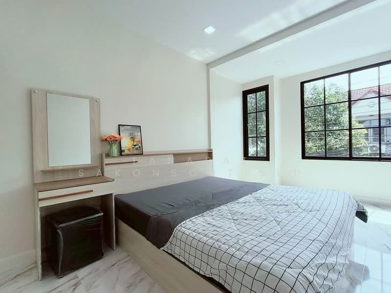 Silk Village Saimai 54, Bangkok, Soi Sai Mai 54, Sai Mai, Sai Mai, Bangkok, 2 Bedrooms, 93 sqm, Townhouse For Sale, by Tanapat Sakonsontised, 500288089 - DDproperty.com