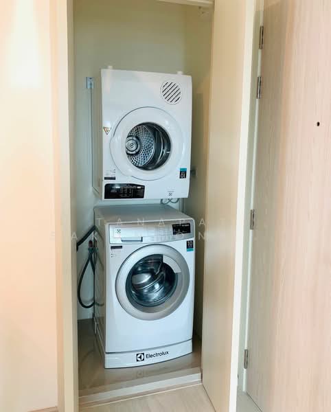 Life Asoke, Bangkok, Asoke-Dindang Road, Bang Kapi, Huai Khwang, Bangkok, 2 Bedrooms, 55 sqm, Condo For Sale, by Tanapat Sakonsontised, 500288091 - DDproperty.com