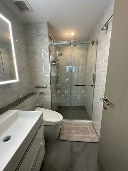Life Asoke Hype, Bangkok, 339 Chaturathit Rd, Makkasan, Ratchathewi, Bangkok, 2 Bedrooms, 100 sqm, Condo For Sale, by Chanon Phangchienghien, 500288149 - DDproperty.com