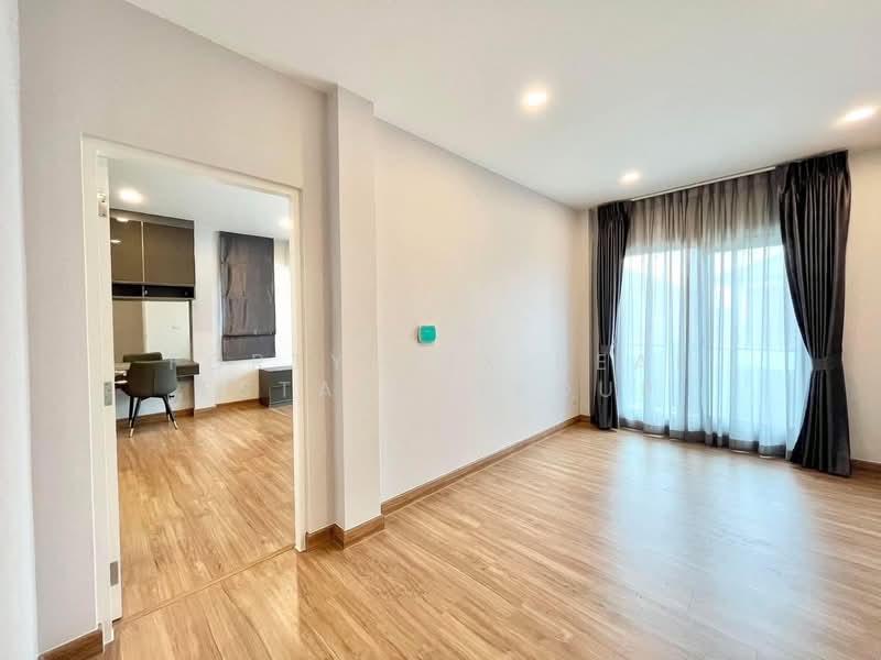 เซนโทร วิภาวดี (Centro Vibhavadi), กรุงเทพ, Chang Akat Uthit Road, สนามบิน, ดอนเมือง, กรุงเทพ, 320 ตร.ม., บ้านเดี่ยว ให้เช่า, โดย Forty-Six Real Estate Group, 500288174 - DDproperty.com