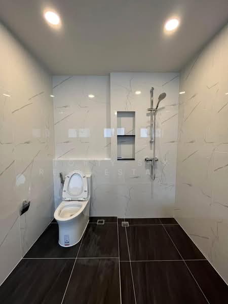 Centro Vibhavadi, Bangkok, Chang Akat Uthit Road, Sanam Bin, Don Mueang, Bangkok, 4 Bedrooms, 320 sqm, Single Detached House For Rent, by Forty-Six Real Estate Group, 500288174 - DDproperty.com