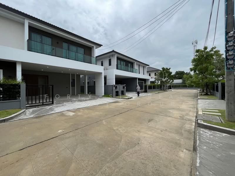 Centro Vibhavadi, Bangkok, Chang Akat Uthit Road, Sanam Bin, Don Mueang, Bangkok, 4 Bedrooms, 320 sqm, Single Detached House For Rent, by Forty-Six Real Estate Group, 500288174 - DDproperty.com