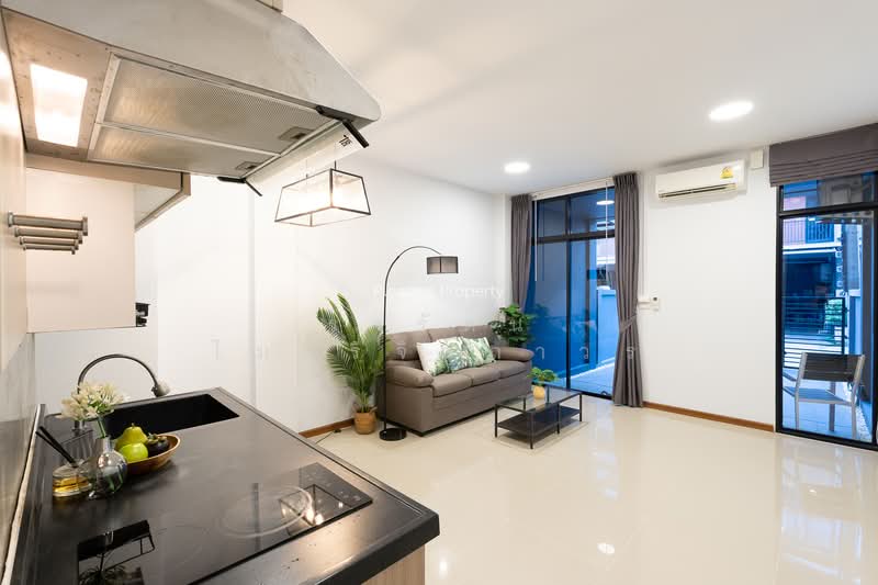 Haus 35 Chaengwattana : เฮ้าส์ 35 แจ้งวัฒนะ, นนทบุรี, ซอย ปากเกร็ด-แจ้งวัฒนะ 35, คลองเกลือ, ปากเกร็ด, นนทบุรี, 162 ตร.ม., ทาวน์เฮ้าส์ ให้เช่า, โดย รุ่งรัตน์ ไมตรีจิตถาวร, 500288183 - DDproperty.com