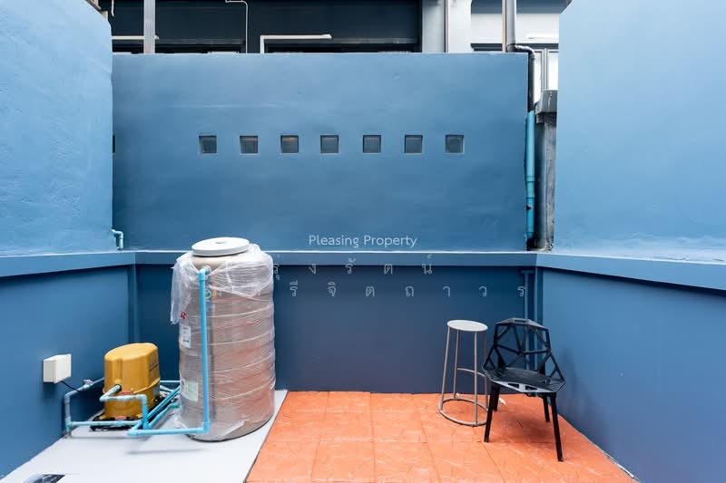 Haus 35 Chaengwattana : เฮ้าส์ 35 แจ้งวัฒนะ, นนทบุรี, ซอย ปากเกร็ด-แจ้งวัฒนะ 35, คลองเกลือ, ปากเกร็ด, นนทบุรี, 162 ตร.ม., ทาวน์เฮ้าส์ ให้เช่า, โดย รุ่งรัตน์ ไมตรีจิตถาวร, 500288183 - DDproperty.com