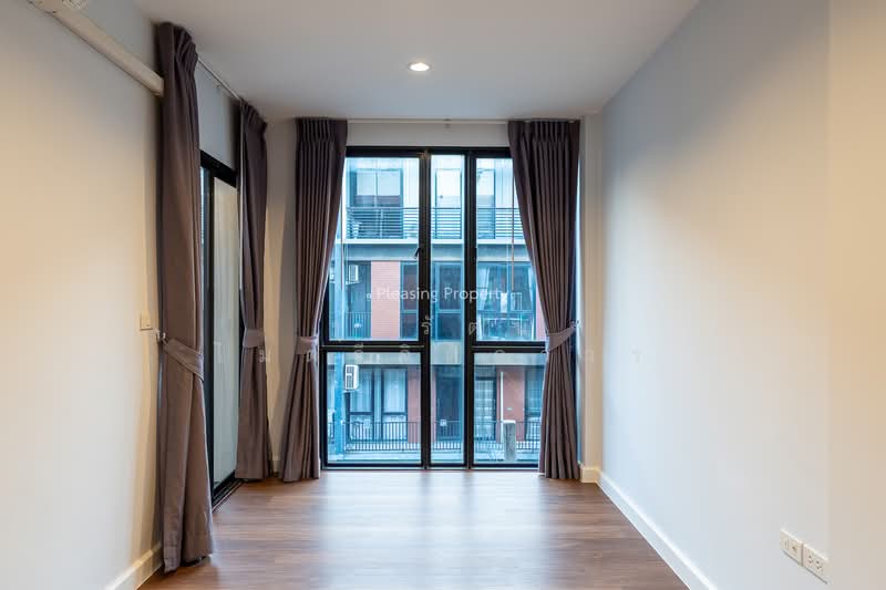 Haus 35 Chaengwattana, Nonthaburi, Soi Pakkred - Chaengwattana 35, Khlong Klue, Pak Kret, Nonthaburi, 3 Bedrooms, 162 sqm, Townhouse For Rent, by Roongrat Maitreejittawon, 500288183 - DDproperty.com