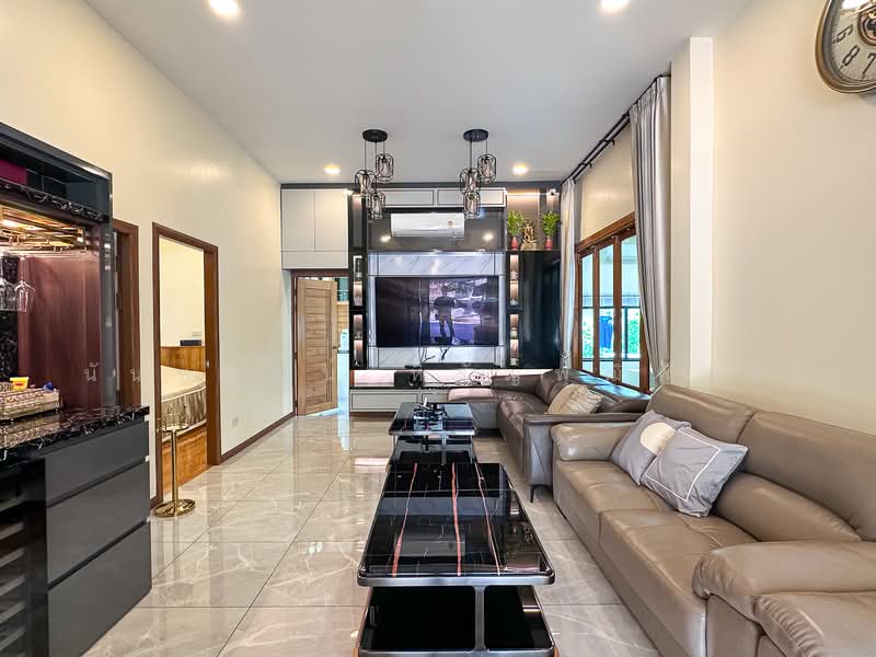 Modern Single-Story House with Expansive Garden in Mae Wang for Sale, Chiang Mai, Ban Kad, Mae Wang, Chiang Mai, 3 Bedrooms, 210 sqm, Single Detached House For Sale, by Nunthawat Hiranputtipat, 500288187 - DDproperty.com