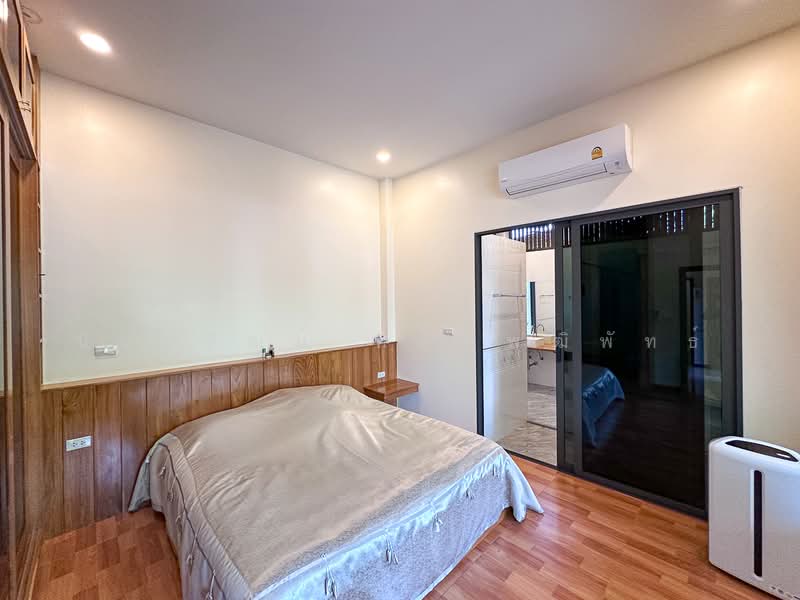 Modern Single-Story House with Expansive Garden in Mae Wang for Sale, Chiang Mai, Ban Kad, Mae Wang, Chiang Mai, 3 Bedrooms, 210 sqm, Single Detached House For Sale, by Nunthawat Hiranputtipat, 500288187 - DDproperty.com