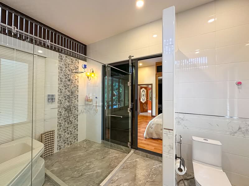 Modern Single-Story House with Expansive Garden in Mae Wang for Sale, Chiang Mai, Ban Kad, Mae Wang, Chiang Mai, 3 Bedrooms, 210 sqm, Single Detached House For Sale, by Nunthawat Hiranputtipat, 500288187 - DDproperty.com