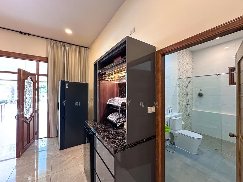 Modern Single-Story House with Expansive Garden in Mae Wang for Sale, Chiang Mai, Ban Kad, Mae Wang, Chiang Mai, 3 Bedrooms, 210 sqm, Single Detached House For Sale, by Nunthawat Hiranputtipat, 500288187 - DDproperty.com
