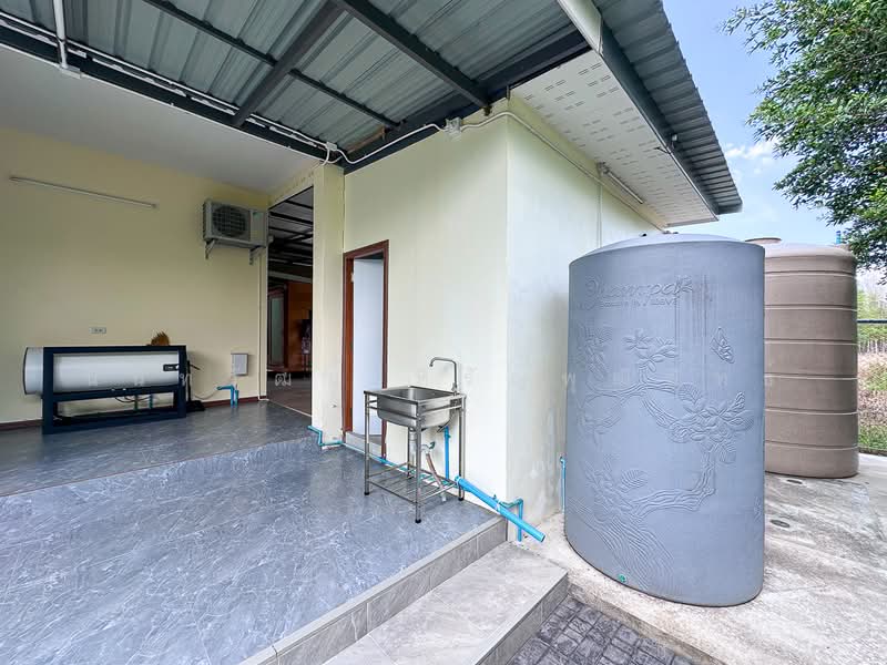 Modern Single-Story House with Expansive Garden in Mae Wang for Sale, Chiang Mai, Ban Kad, Mae Wang, Chiang Mai, 3 Bedrooms, 210 sqm, Single Detached House For Sale, by Nunthawat Hiranputtipat, 500288187 - DDproperty.com