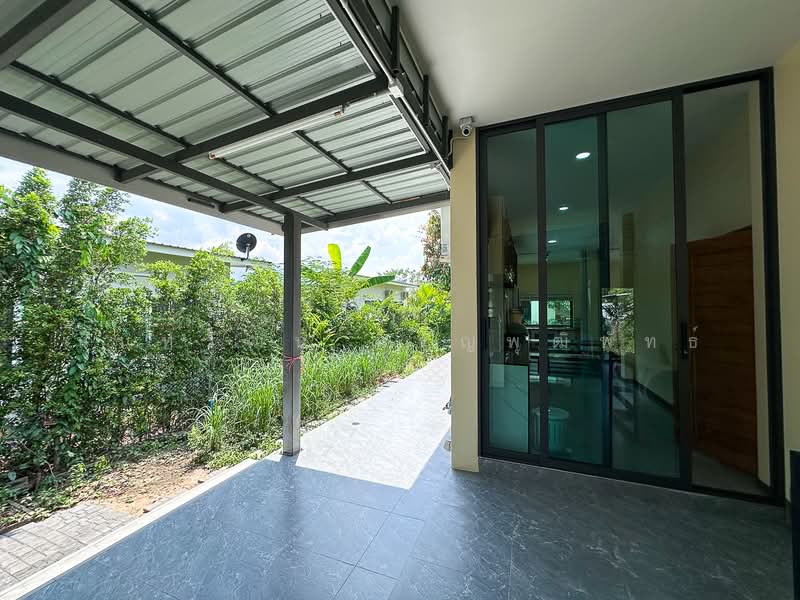 Modern Single-Story House with Expansive Garden in Mae Wang for Sale, Chiang Mai, Ban Kad, Mae Wang, Chiang Mai, 3 Bedrooms, 210 sqm, Single Detached House For Sale, by Nunthawat Hiranputtipat, 500288187 - DDproperty.com