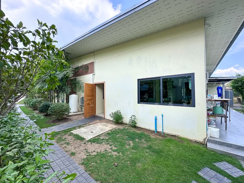 Modern Single-Story House with Expansive Garden in Mae Wang for Sale, Chiang Mai, Ban Kad, Mae Wang, Chiang Mai, 3 Bedrooms, 210 sqm, Single Detached House For Sale, by Nunthawat Hiranputtipat, 500288187 - DDproperty.com