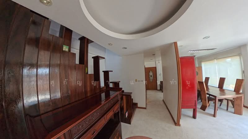 For Sale - บ้านเดี่ยวริมถนนราชพฤกษ์ | ใกล้ BTS บางหว้า, Bangkok