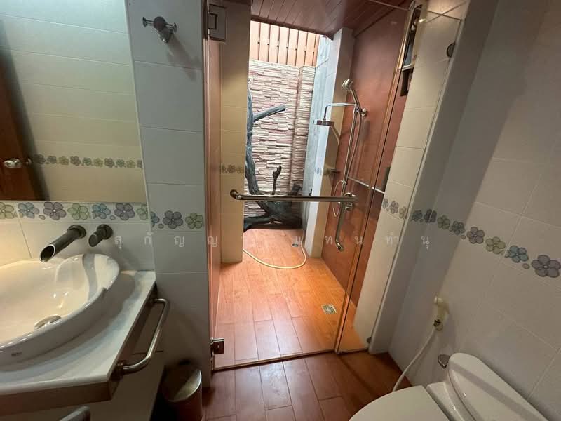 For Sale - บ้านเดี่ยวริมถนนราชพฤกษ์ | ใกล้ BTS บางหว้า, Bangkok