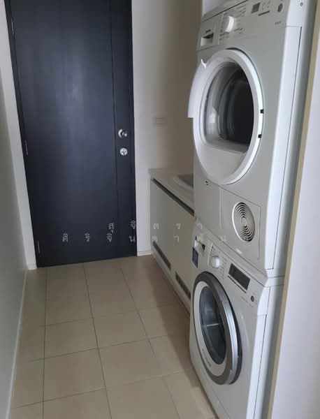 The Madison, Bangkok, Sukhumvit 41, Khlong Tan Nua, Watthana, Bangkok, 2 Bedrooms, 162 sqm, Condo For Rent, by สุจิตรา ศิริจินดาพันธ์, 500288209 - DDproperty.com
