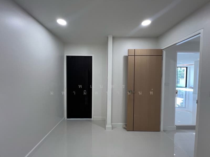 Perfect Place Rattanathibet (Saima Soi 3), Nonthaburi, Sai Ma, Muang Nonthaburi, Nonthaburi, 4 Bedrooms, 300 sqm, Single Detached House For Sale, by พเนตร มหามิตรานนท์, 500288220 - DDproperty.com