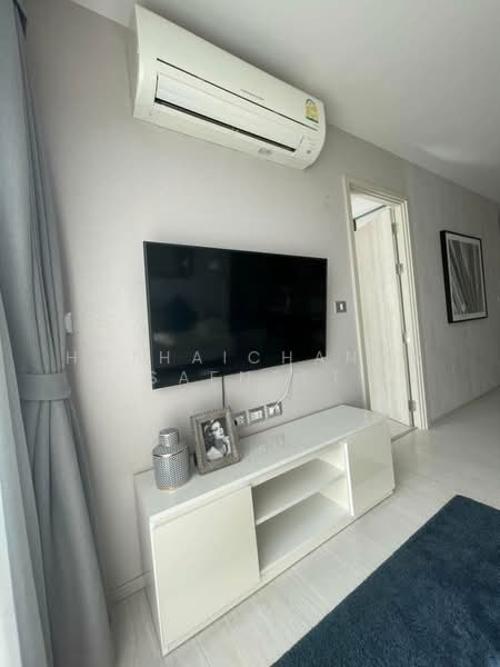 Rhythm Sukhumvit 42, Bangkok, Soi Sukhumvit 42, Sukhumvit Road, Phra Kanong, Khlong Toei, Bangkok, 1 Bedroom, 48 sqm, Condo For Rent, by Hathaichanok Saenset, 500288222 - DDproperty.com