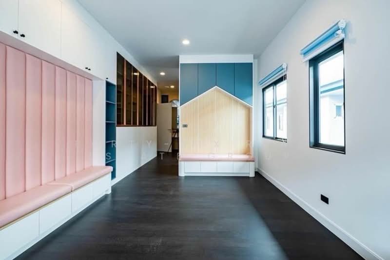 Setthasiri-Krungthep Kreetha 2, Bangkok, Krungthep Kreetha Road, Hua Mak, Bang Kapi, Bangkok, 5 Bedrooms, 404 sqm, Single Detached House For Rent, by Forty-Six Real Estate Group, 500288236 - DDproperty.com