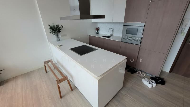 185 Rajadamri, Bangkok, 185 Rajadamri Road, Lumphini, Pathum Wan, Bangkok, 2 Bedrooms, 160 sqm, Condo For Rent, by Hathaichanok Saenset, 500288258 - DDproperty.com