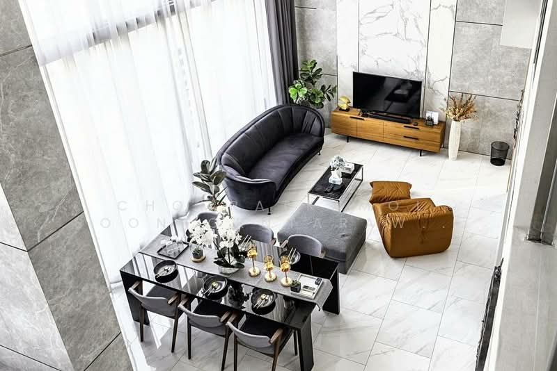 Hyde Sukhumvit 11, Bangkok, 11 Soi Sukhumvit 11, Khlongtoei Nua, Watthana, Bangkok, 3 Bedrooms, 164 sqm, Condo For Sale, by Chomratkamol Soontorntarawong (Gor), 500288275 - DDproperty.com