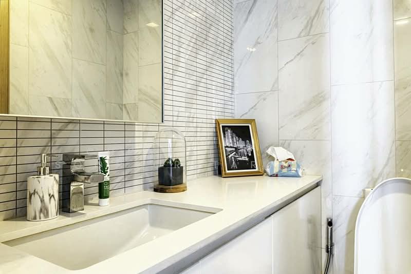 Hyde Sukhumvit 11, Bangkok, 11 Soi Sukhumvit 11, Khlongtoei Nua, Watthana, Bangkok, 3 Bedrooms, 164 sqm, Condo For Sale, by Chomratkamol Soontorntarawong (Gor), 500288275 - DDproperty.com