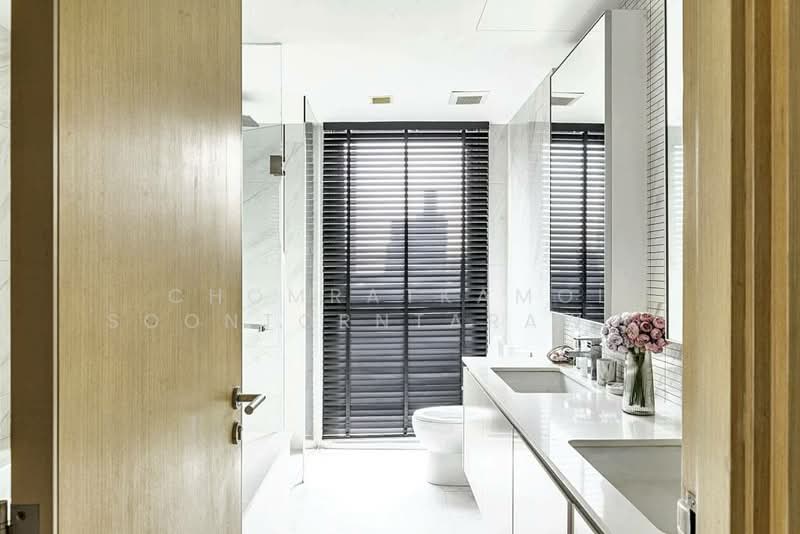 Hyde Sukhumvit 11, Bangkok, 11 Soi Sukhumvit 11, Khlongtoei Nua, Watthana, Bangkok, 3 Bedrooms, 164 sqm, Condo For Sale, by Chomratkamol Soontorntarawong (Gor), 500288275 - DDproperty.com