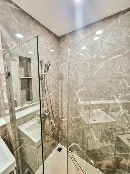 Mazarine Ratchayothin, Bangkok, Soi Phahonyothin 30, Phahonyothin Road, Chan Kasem, Chatuchak, Bangkok, 1 Bedroom, 27 sqm, Condo For Rent, by Chomratkamol Soontorntarawong (Gor), 500288285 - DDproperty.com