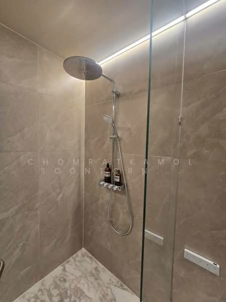Noble Emmerse Phrom Phong, Bangkok, 643 Sukhumvit Road, Khong Tan, Khlong Toei, Bangkok, 3 Bedrooms, 99 sqm, Condo For Sale, by Chomratkamol Soontorntarawong (Gor), 500288305 - DDproperty.com