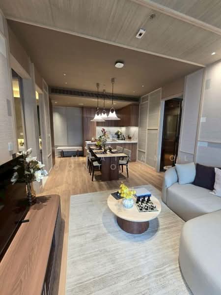 Noble Emmerse Phrom Phong, Bangkok, 643 Sukhumvit Road, Khong Tan, Khlong Toei, Bangkok, 2 Bedrooms, 73 sqm, Condo For Sale, by Chomratkamol Soontorntarawong (Gor), 500288307 - DDproperty.com