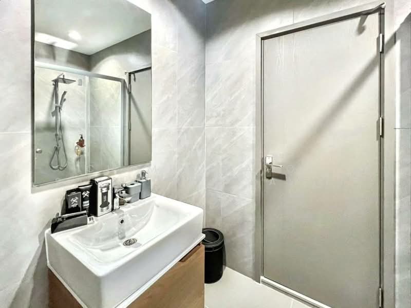 IDEO Sukhumvit Rama 4, Bangkok, Soi Sukhumvit 44, Sukhumvit Road, Phra Kanong, Khlong Toei, Bangkok, 2 Bedrooms, 45 sqm, Condo For Sale, by Chomratkamol Soontorntarawong (Gor), 500288375 - DDproperty.com