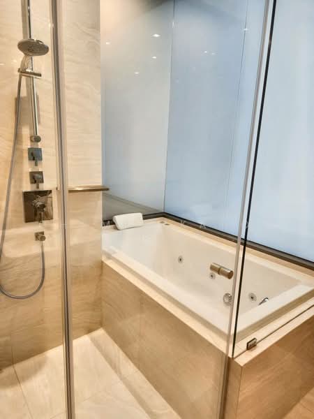 ASHTON Silom, Bangkok, 166 Silom Road, Bang Rak, Bang Rak, Bangkok, 1 Bedroom, 50 sqm, Condo For Sale, by Chomratkamol Soontorntarawong (Gor), 500288376 - DDproperty.com
