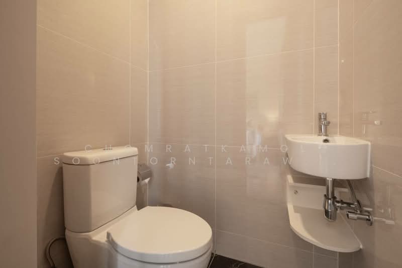 Centre Point Residence Phromphong, Bangkok, Soi Sukhumvit 39, Khlong Tan Nua, Watthana, Bangkok, Studio, 33 sqm, Condo For Rent, by Chomratkamol Soontorntarawong (Gor), 500288453 - DDproperty.com