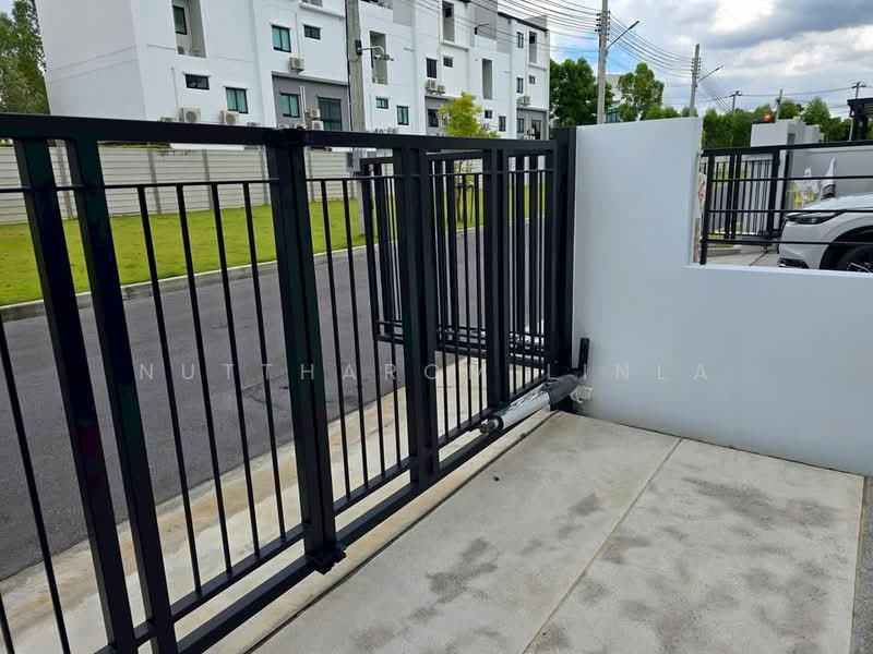 Nirvana Absolute Ekkamai-Ramintra, Bangkok, Soi Sukonthasawat 19, Lat Phrao, Lat Phrao, Bangkok, 4 Bedrooms, 230 sqm, Single Detached House For Sale, by Nuttharom Linla, 500288498 - DDproperty.com