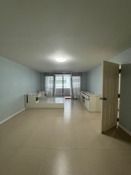 Green Peace Mansion, Bangkok, 51/15 Pradiphat Road, Samsen Nai, Phaya Thai, Bangkok, 2 Bedrooms, 111 sqm, Condo For Sale, by Nuttharom Linla, 500288501 - DDproperty.com
