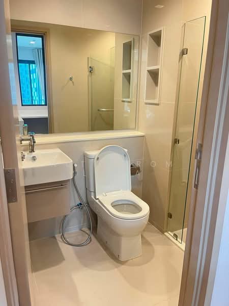 Life Sathorn Sierra, Bangkok, Ratchaphruek Rd, Talat Plu, Thon Buri, Bangkok, 1 Bedroom, 32 sqm, Condo For Sale, by Nuttharom Linla, 500288559 - DDproperty.com